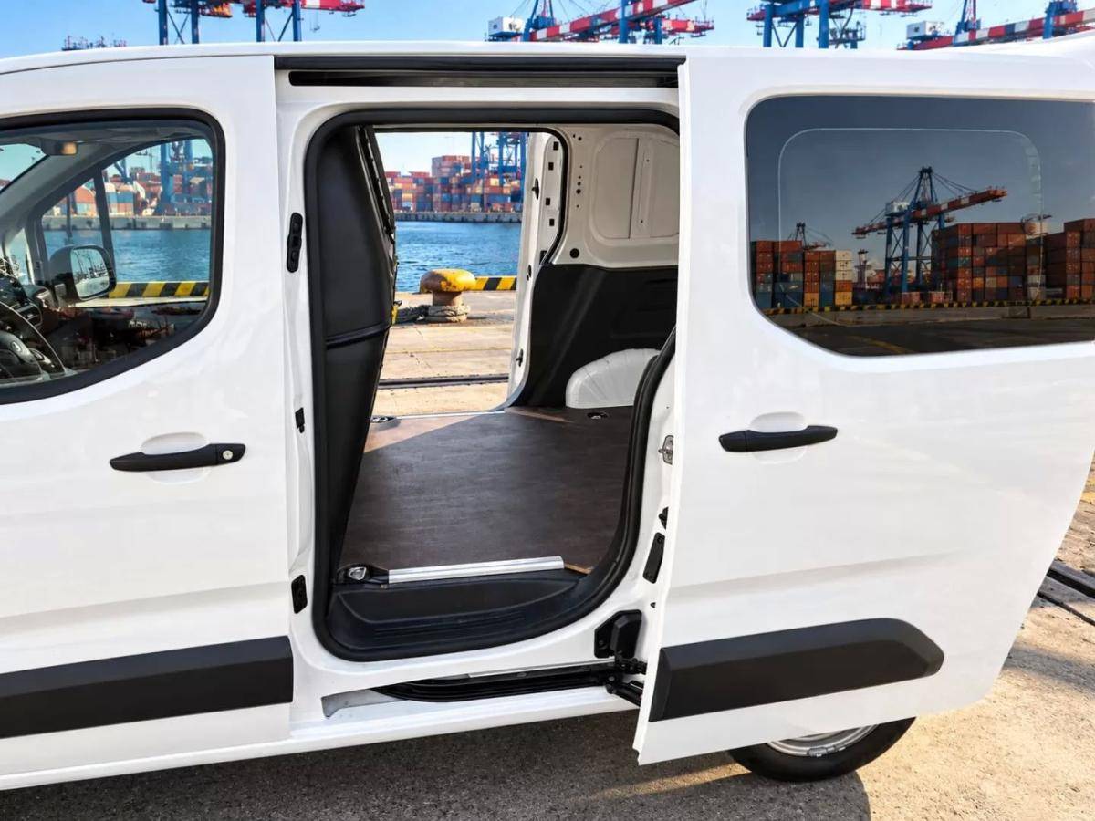 peugeot-partner-2021-diesel-1499cc