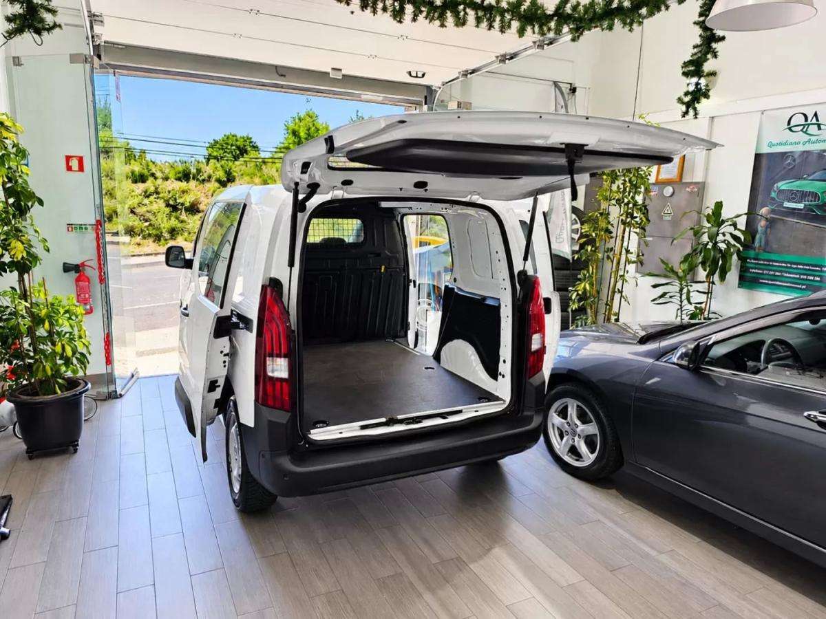 peugeot-partner-2021-diesel-1499cc