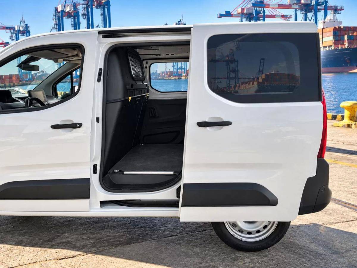peugeot-partner-2021-diesel-1499cc