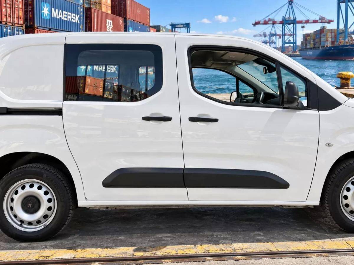 peugeot-partner-2021-diesel-1499cc