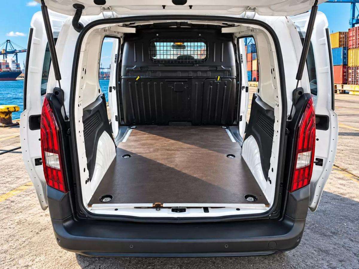 peugeot-partner-2021-diesel-1499cc