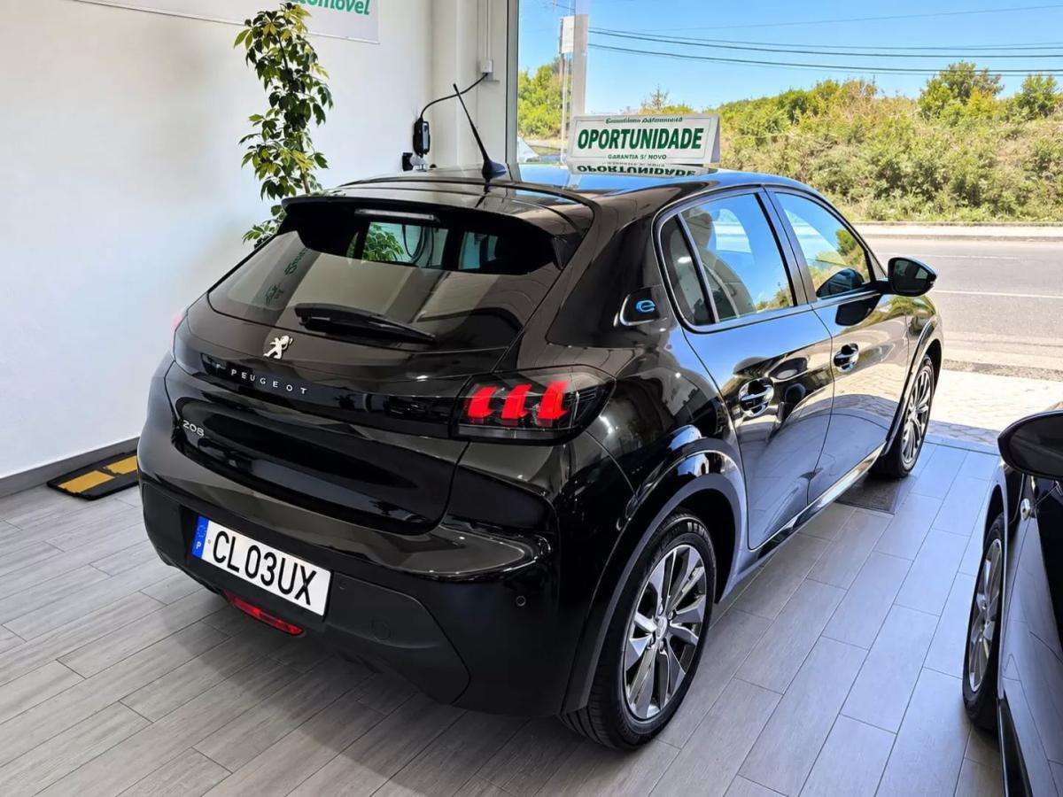 peugeot-e-208-2023-eletrico-0cc