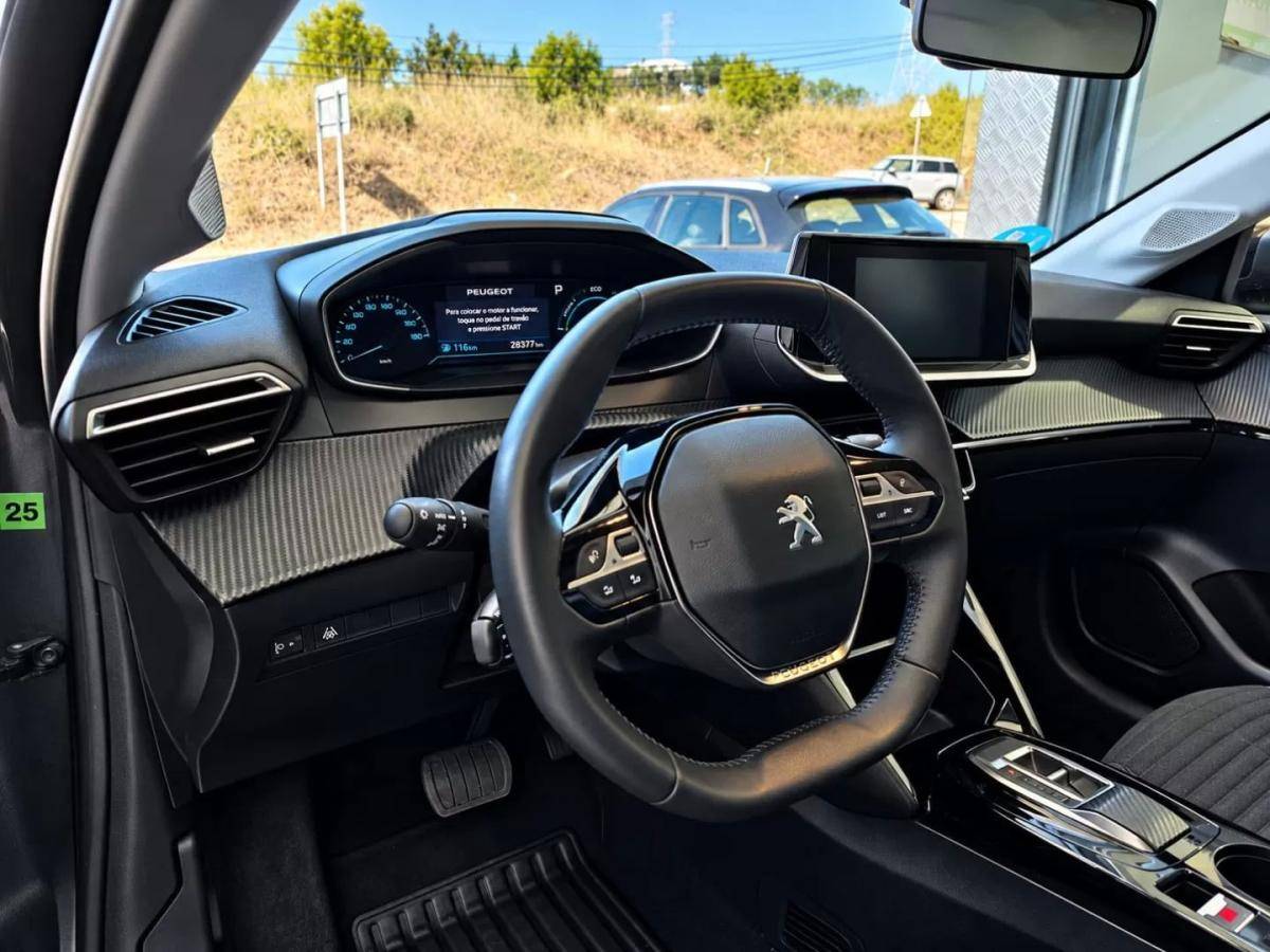 peugeot-e-208-2023-eletrico-0cc