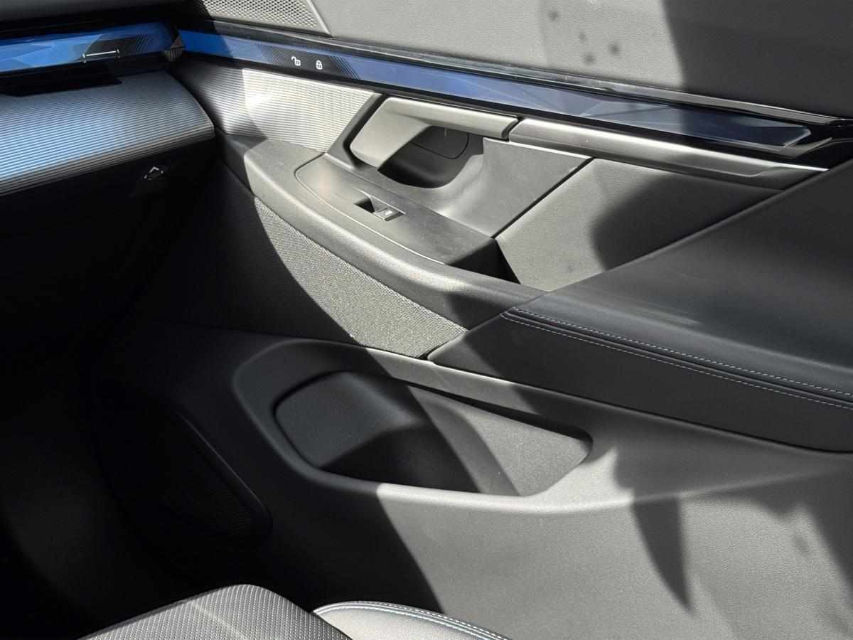 bmw-serie-5-i5-edrive40-2025-eletrico