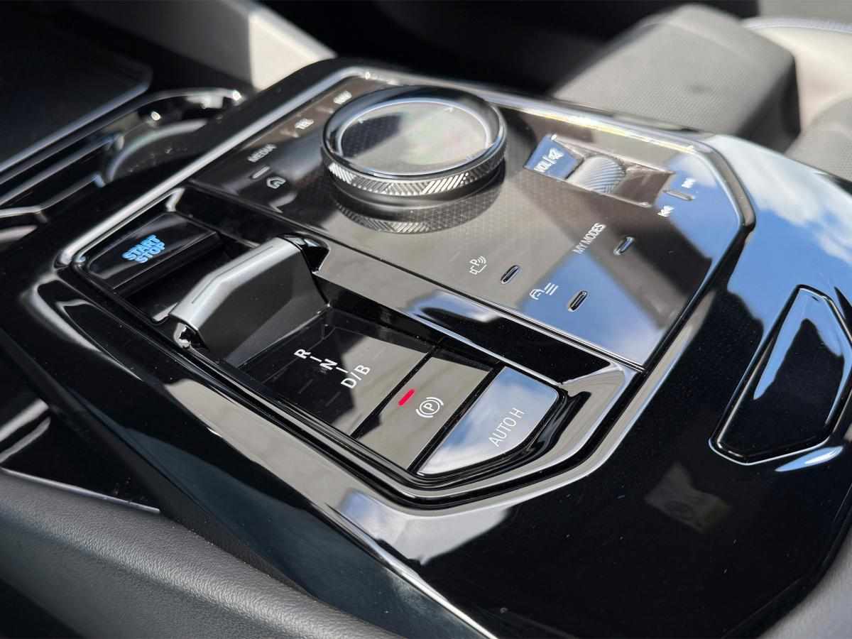 bmw-serie-5-i5-edrive40-2025-eletrico