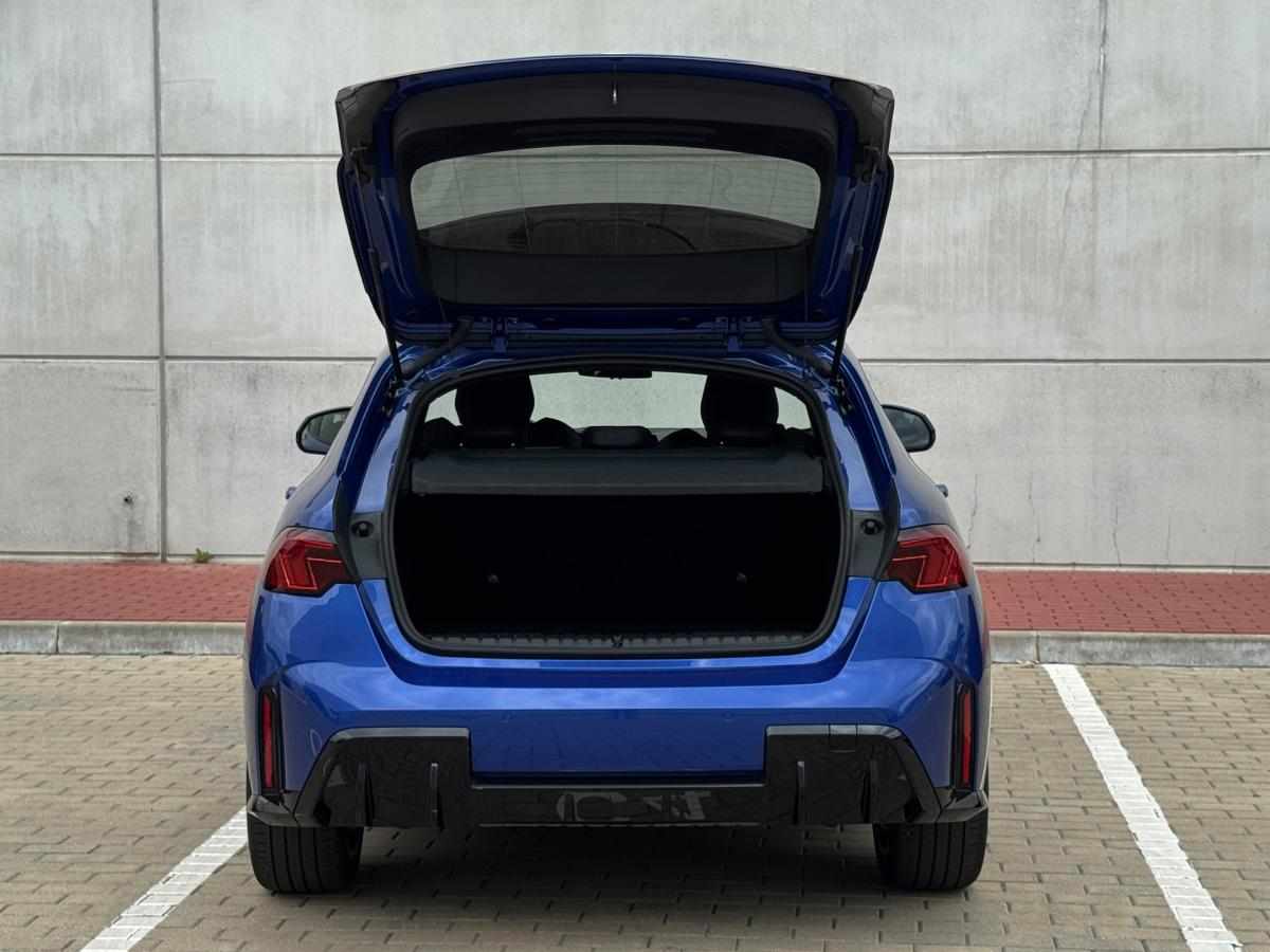 bmw-serie-1-118i-2025-gasolina-1499cc