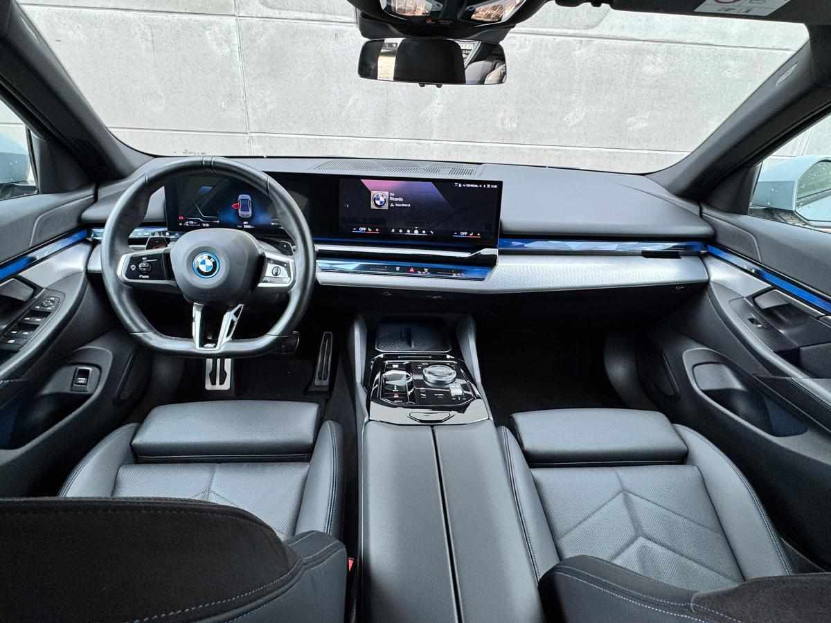 bmw-serie-5-530e-2024-gasolina-1998cc