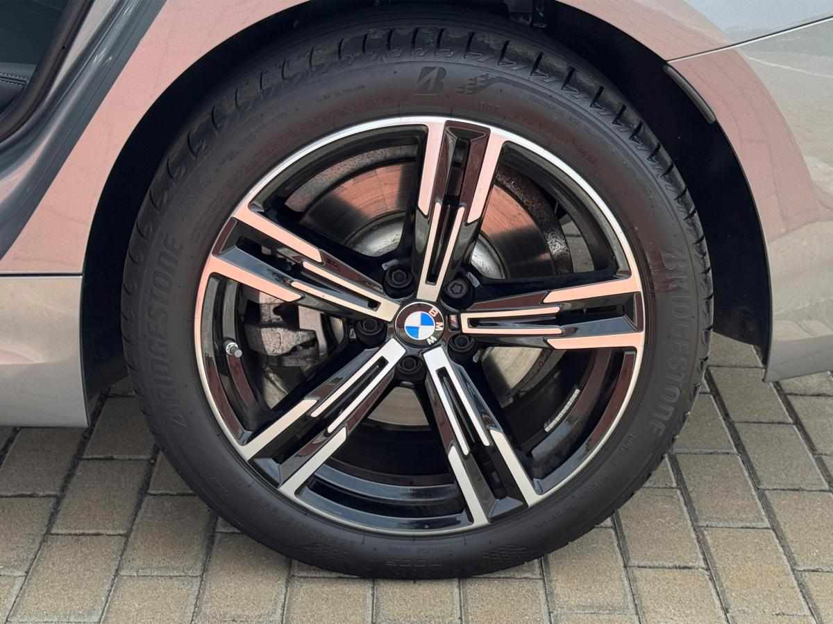 bmw-serie-3-330e-2025-gasolina-1998cc