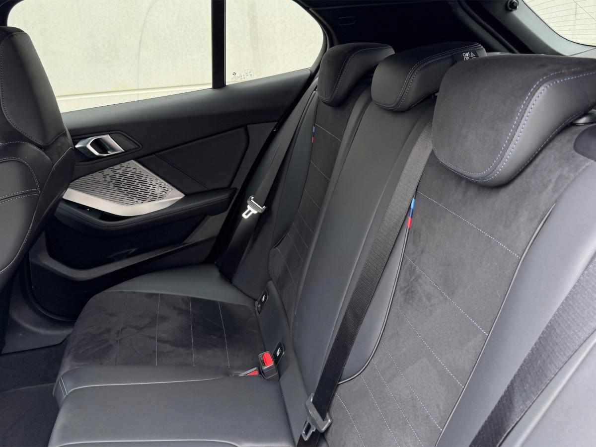 bmw-serie-1-118i-2025-gasolina-1499cc