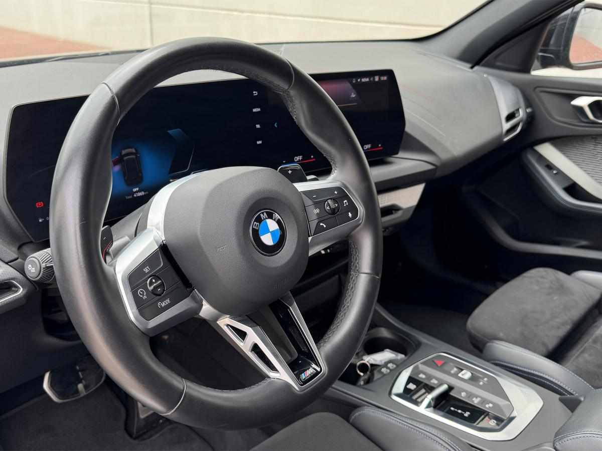 bmw-serie-1-118i-2025-gasolina-1499cc