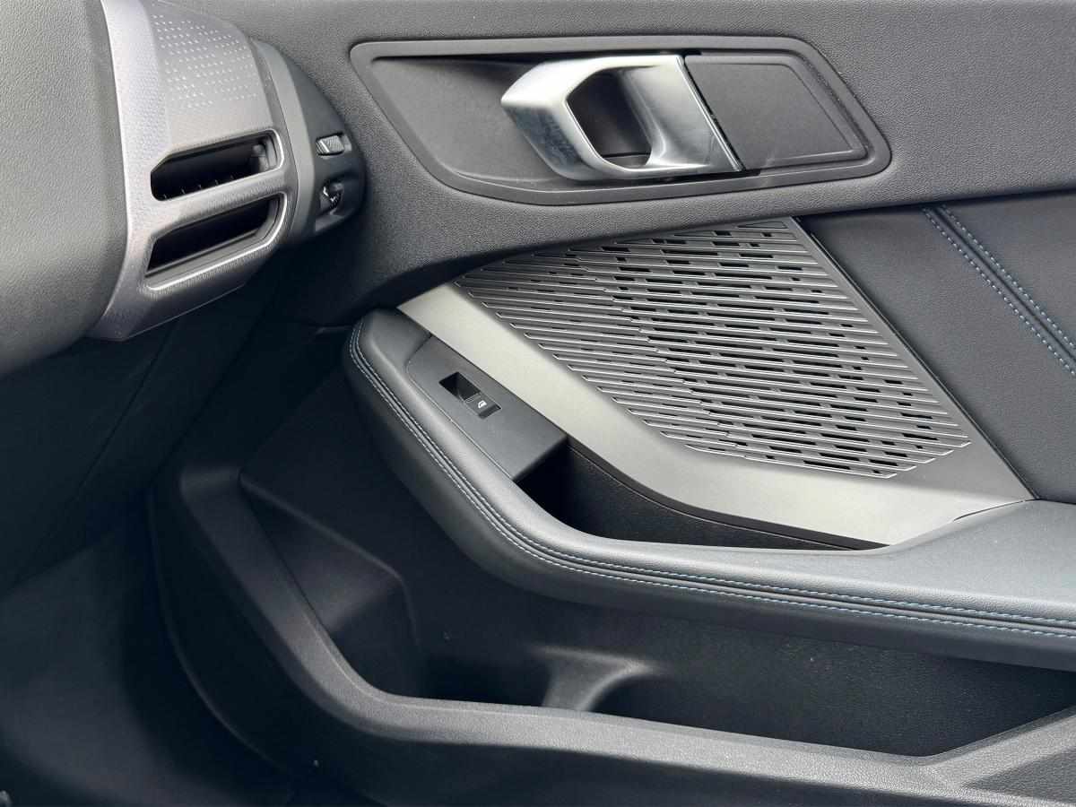 bmw-serie-1-118i-2025-gasolina-1499cc