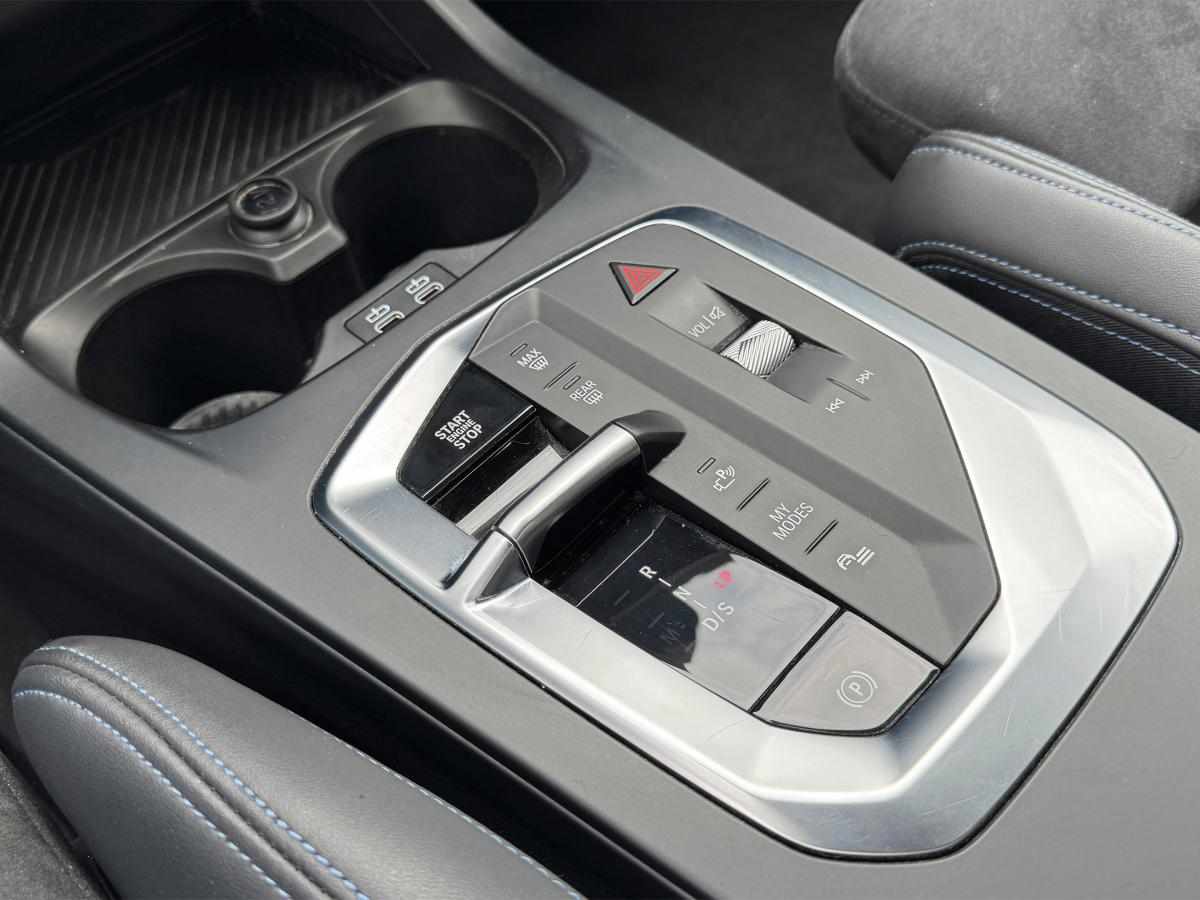 bmw-serie-1-118i-2025-gasolina-1499cc