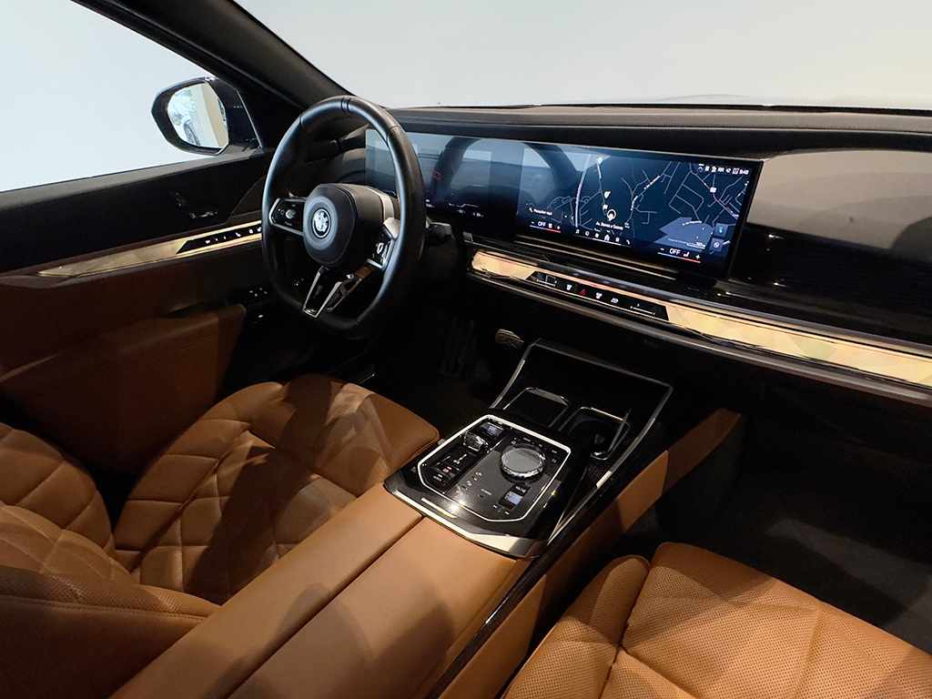 bmw-serie-7-i7-xdrive60-2023-eletrico