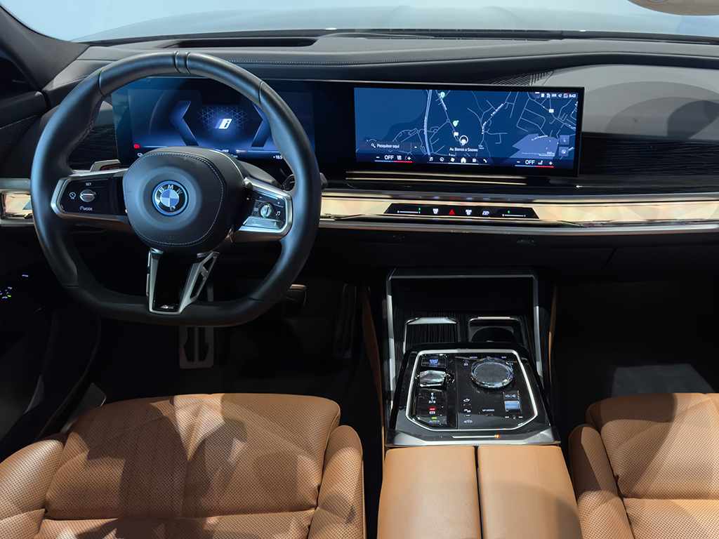 bmw-serie-7-i7-xdrive60-2023-eletrico