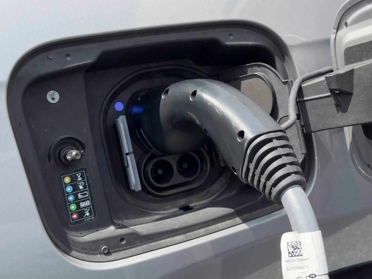 bmw-x1-ix1-edrive20-2024-eletrico