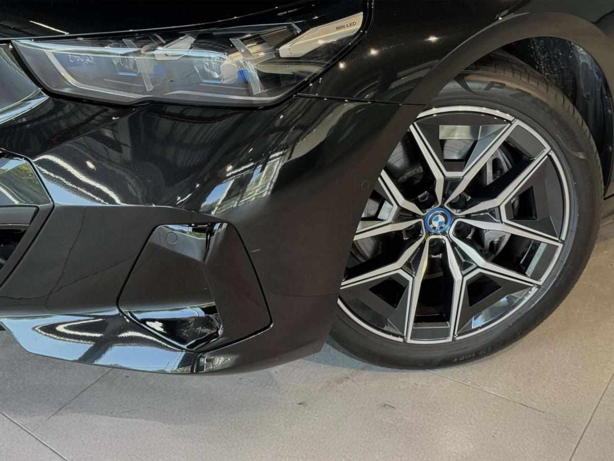 bmw-serie-5-i5-edrive40-2024-eletrico