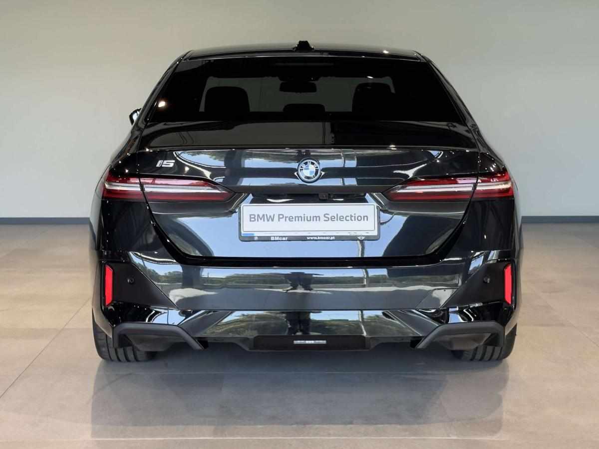 bmw-serie-5-i5-edrive40-2024-eletrico