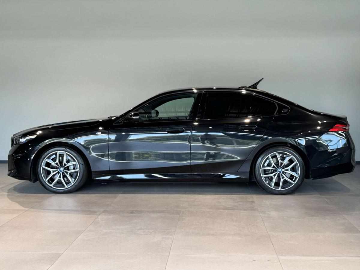 bmw-serie-5-i5-edrive40-2024-eletrico