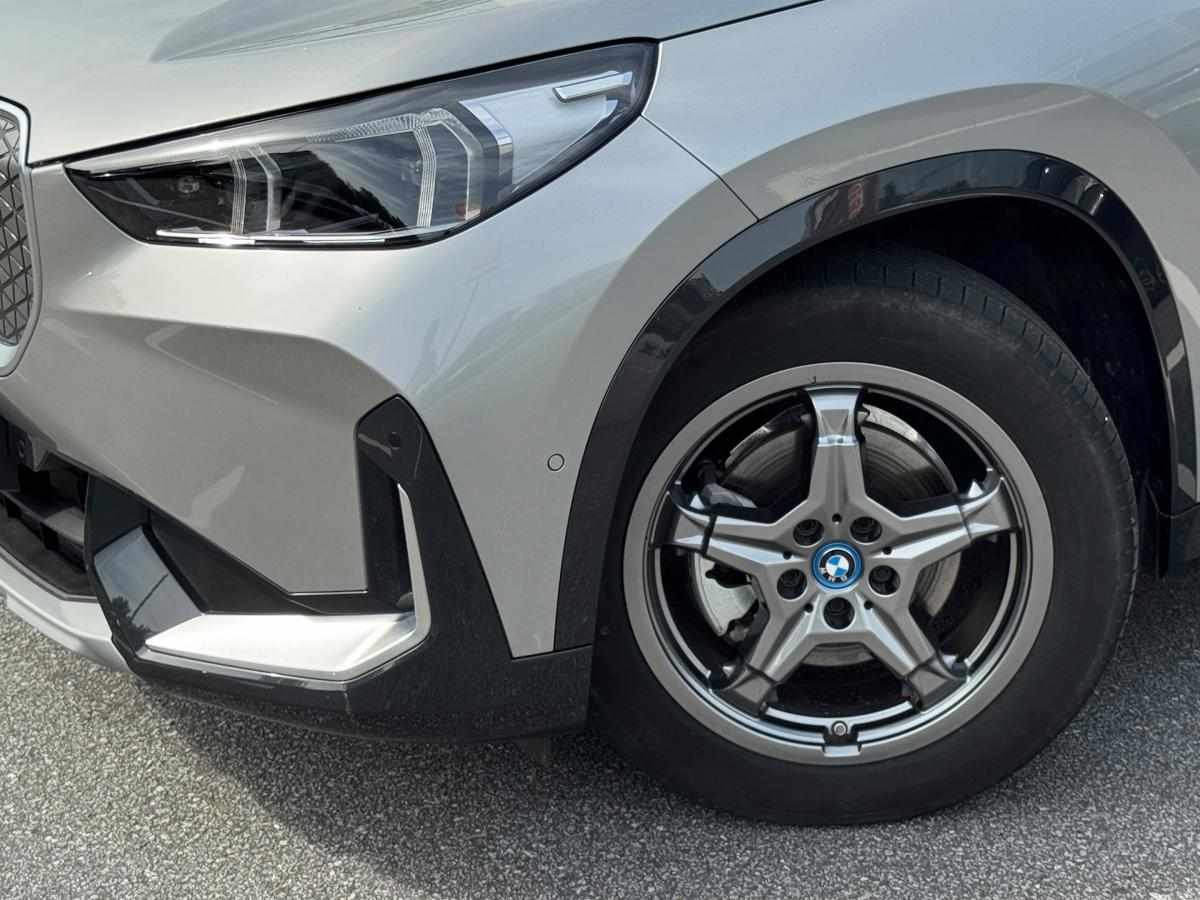 bmw-x1-ix1-edrive20-2025-eletrico