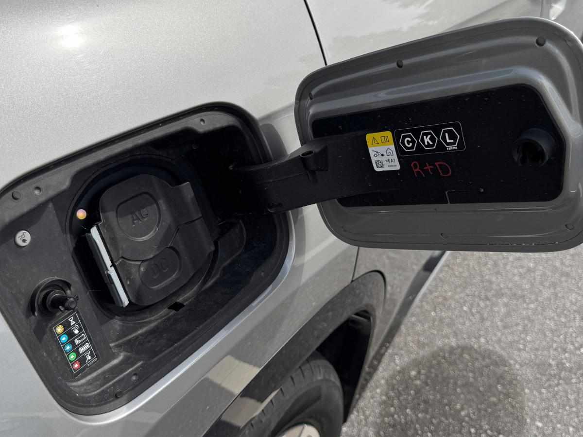 bmw-x1-ix1-edrive20-2025-eletrico