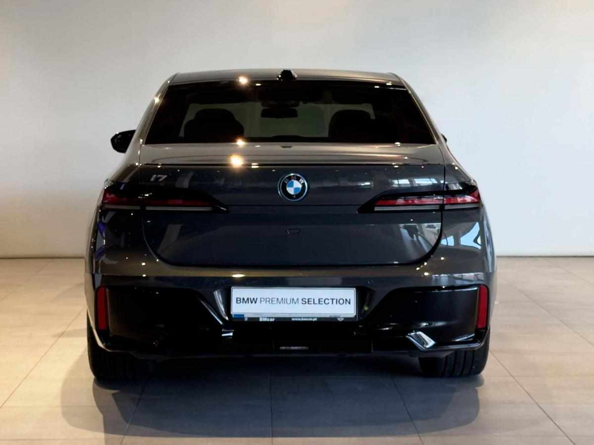 bmw-serie-7-i7-xdrive60-2024-eletrico