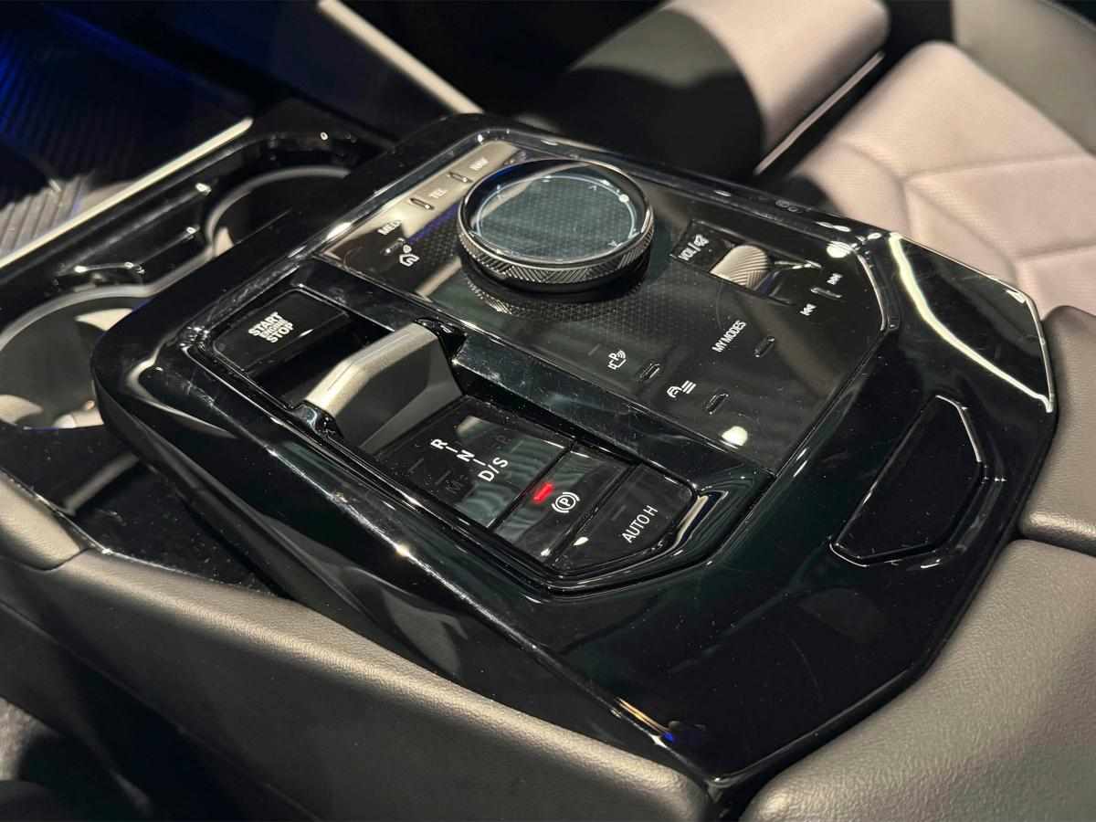 bmw-serie-5-530e-2025-gasolina-1998cc