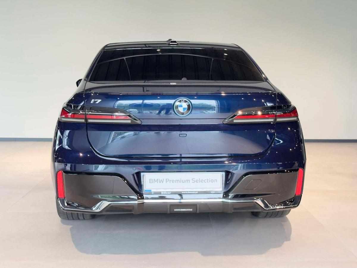 bmw-serie-7-i7-xdrive60-2022-eletrico