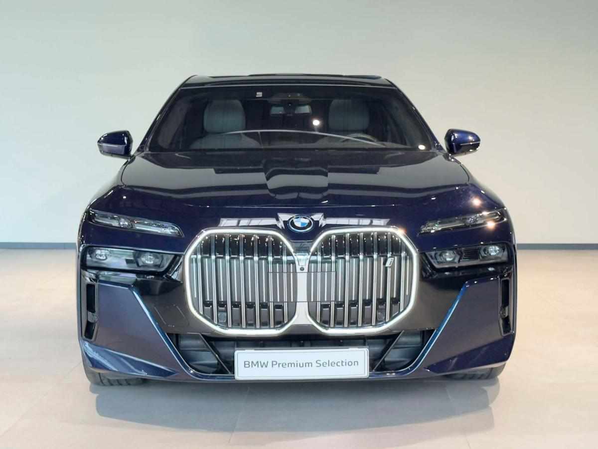 bmw-serie-7-i7-xdrive60-2022-eletrico
