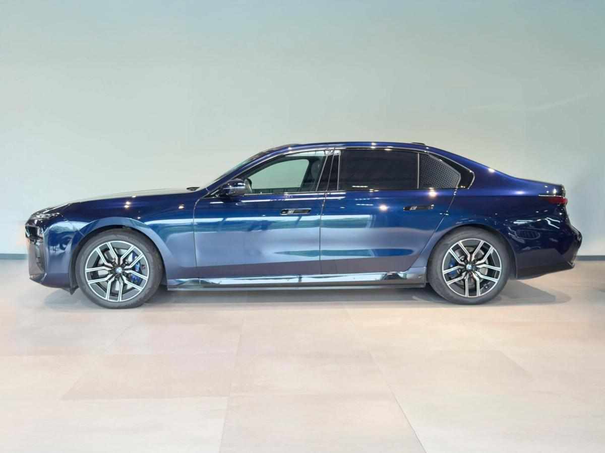 bmw-serie-7-i7-xdrive60-2022-eletrico