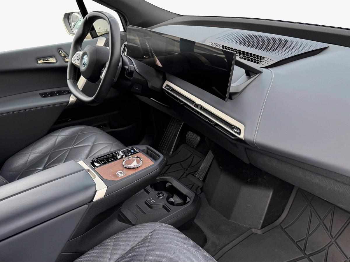bmw-ix-xdrive50-2023-eletrico