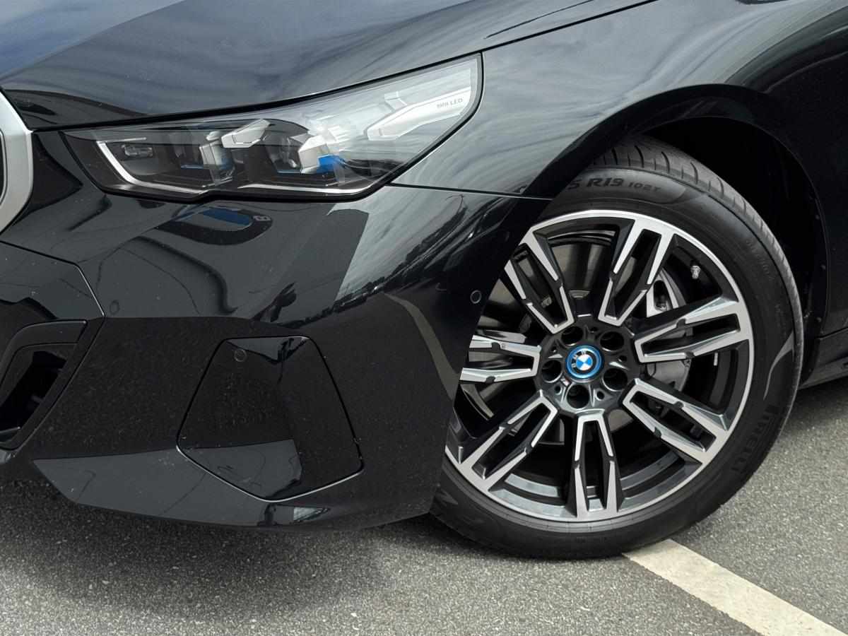 bmw-serie-i-i5-edrive40-touring-2025-eletrico