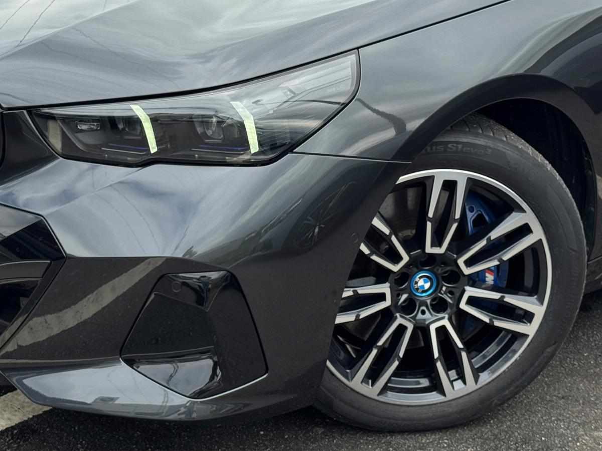 bmw-serie-5-i5-xdrive40-2024-eletrico