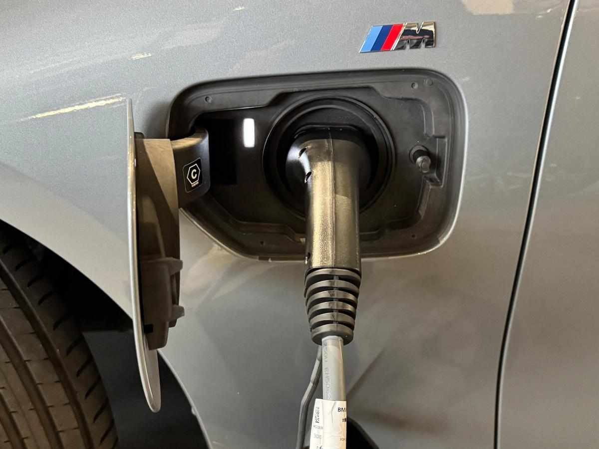 bmw-serie-3-320e-2024-gasolina-1998cc