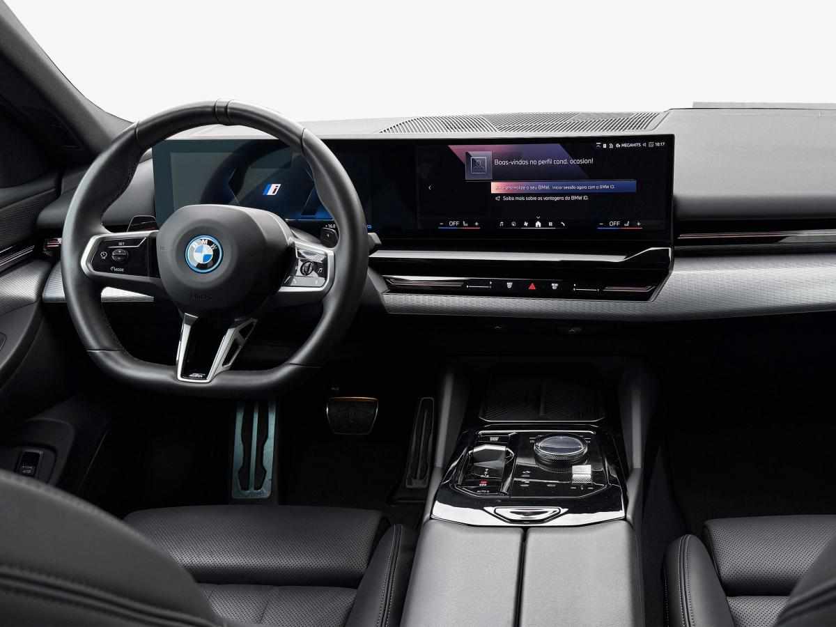 bmw-serie-5-530e-2024-gasolina-1998cc