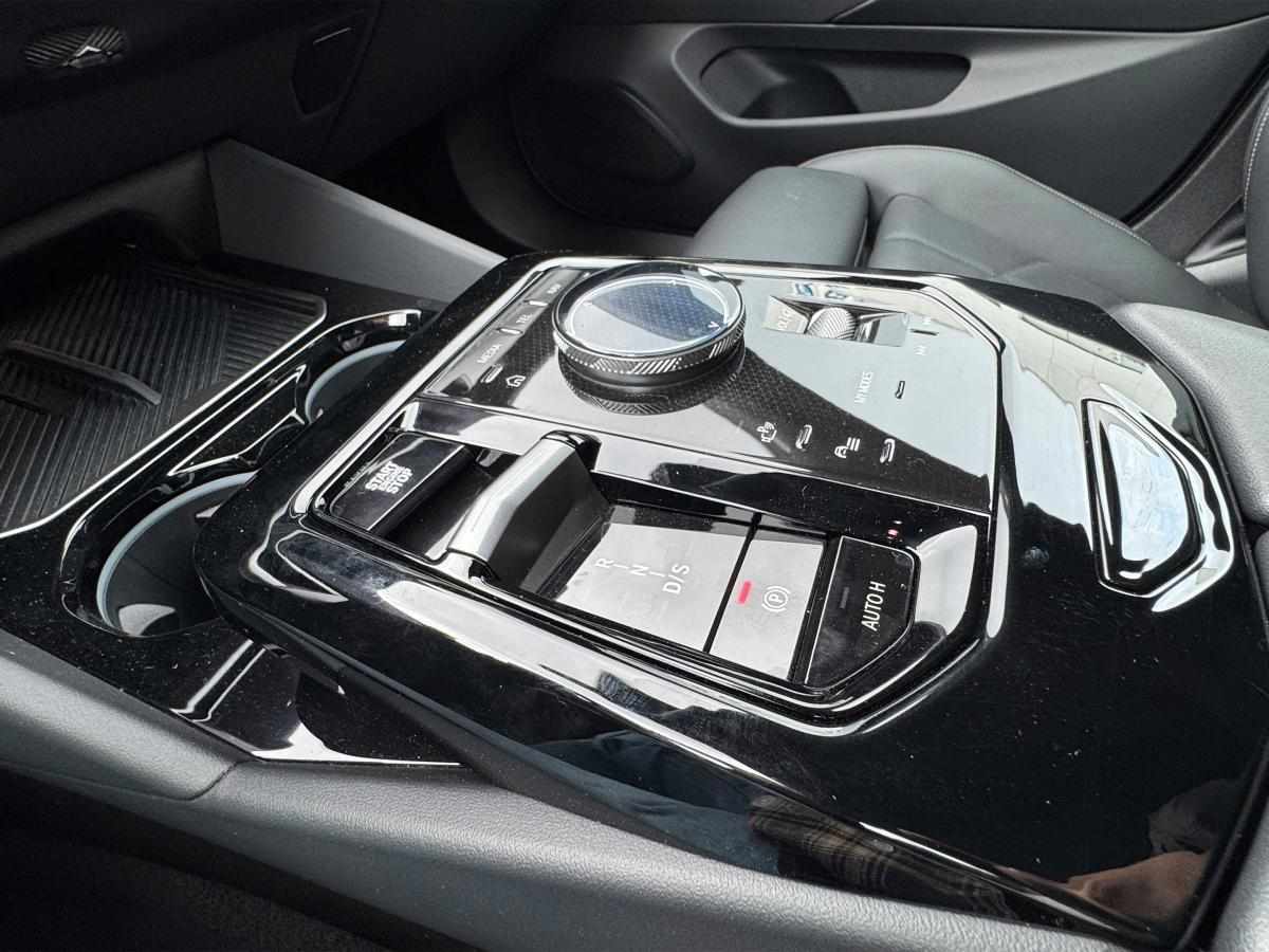 bmw-serie-5-530e-2024-gasolina-1998cc