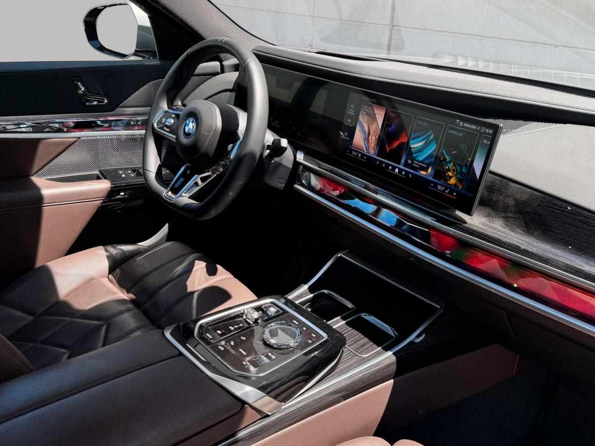 bmw-serie-7-i7-xdrive60-2023-eletrico