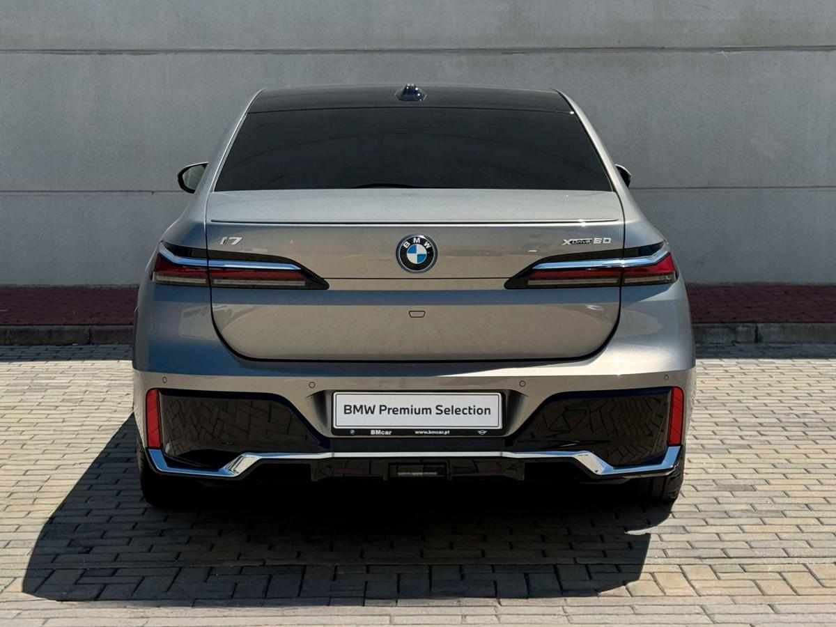 bmw-serie-7-i7-xdrive60-2023-eletrico
