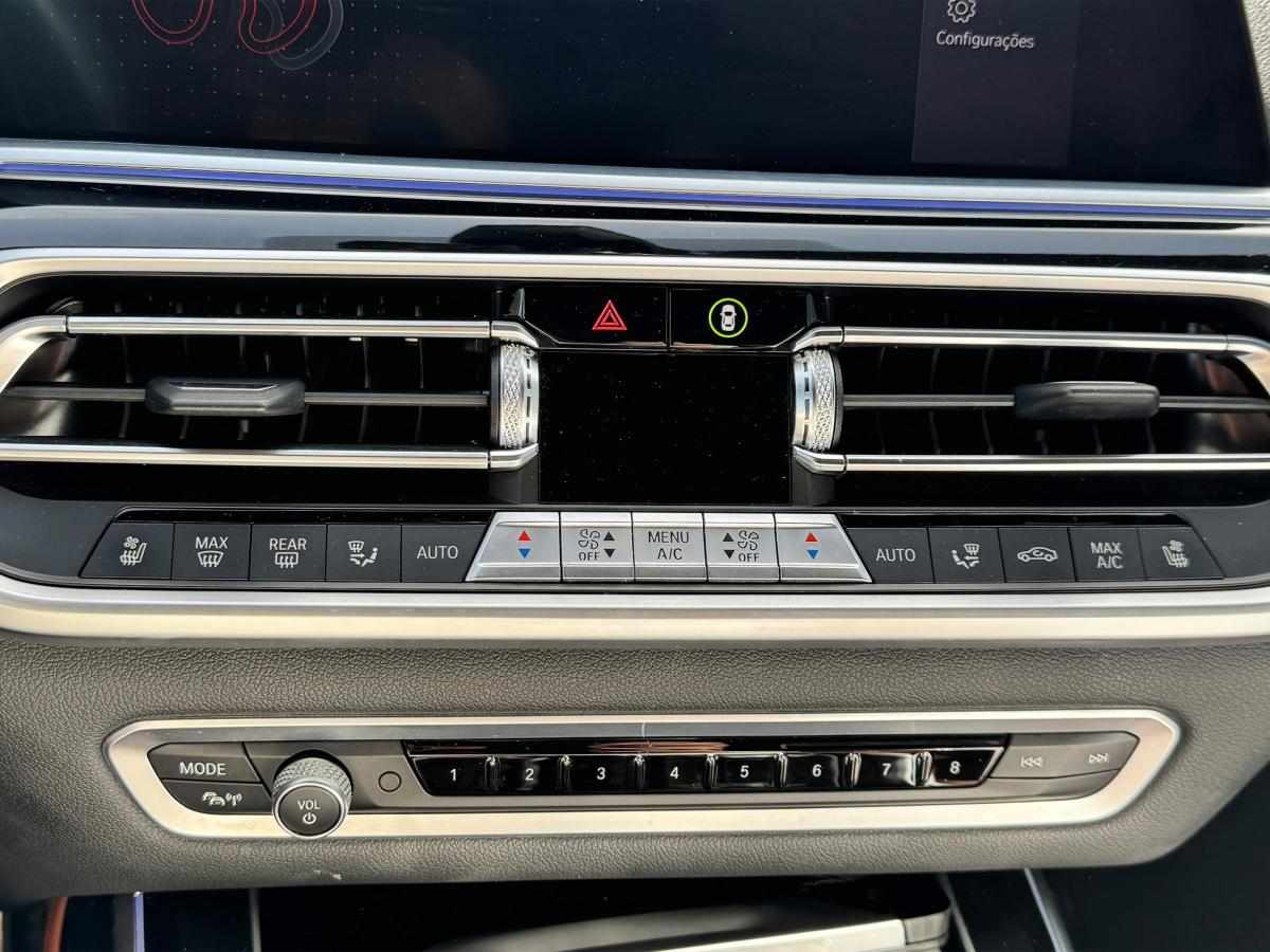 bmw-x7-xdrive40d-2021-diesel-2993cc