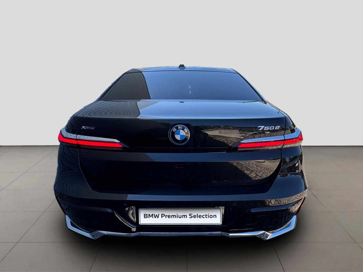 bmw-serie-7-750e-xdrive-2025-gasolina-2998cc