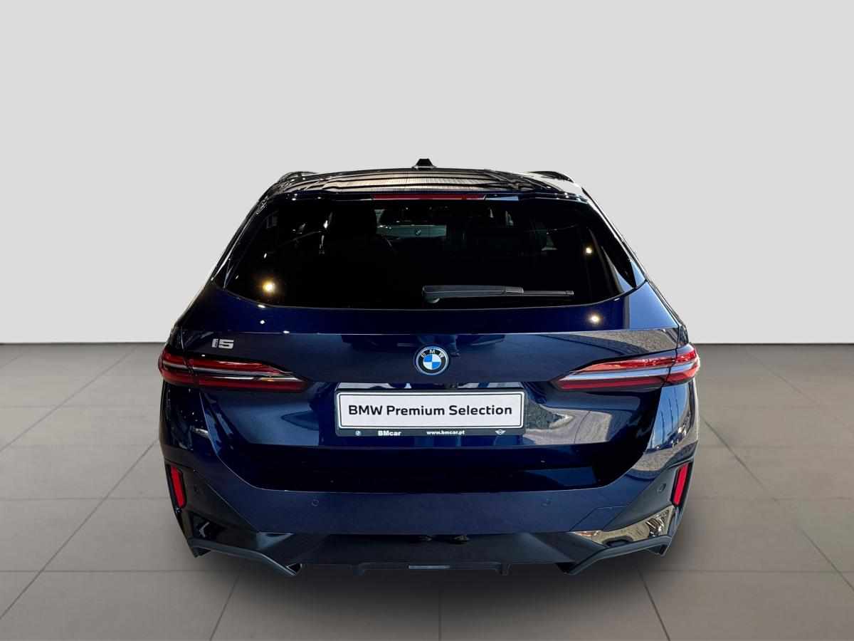 bmw-serie-5-i5-edrive40-2025-eletrico