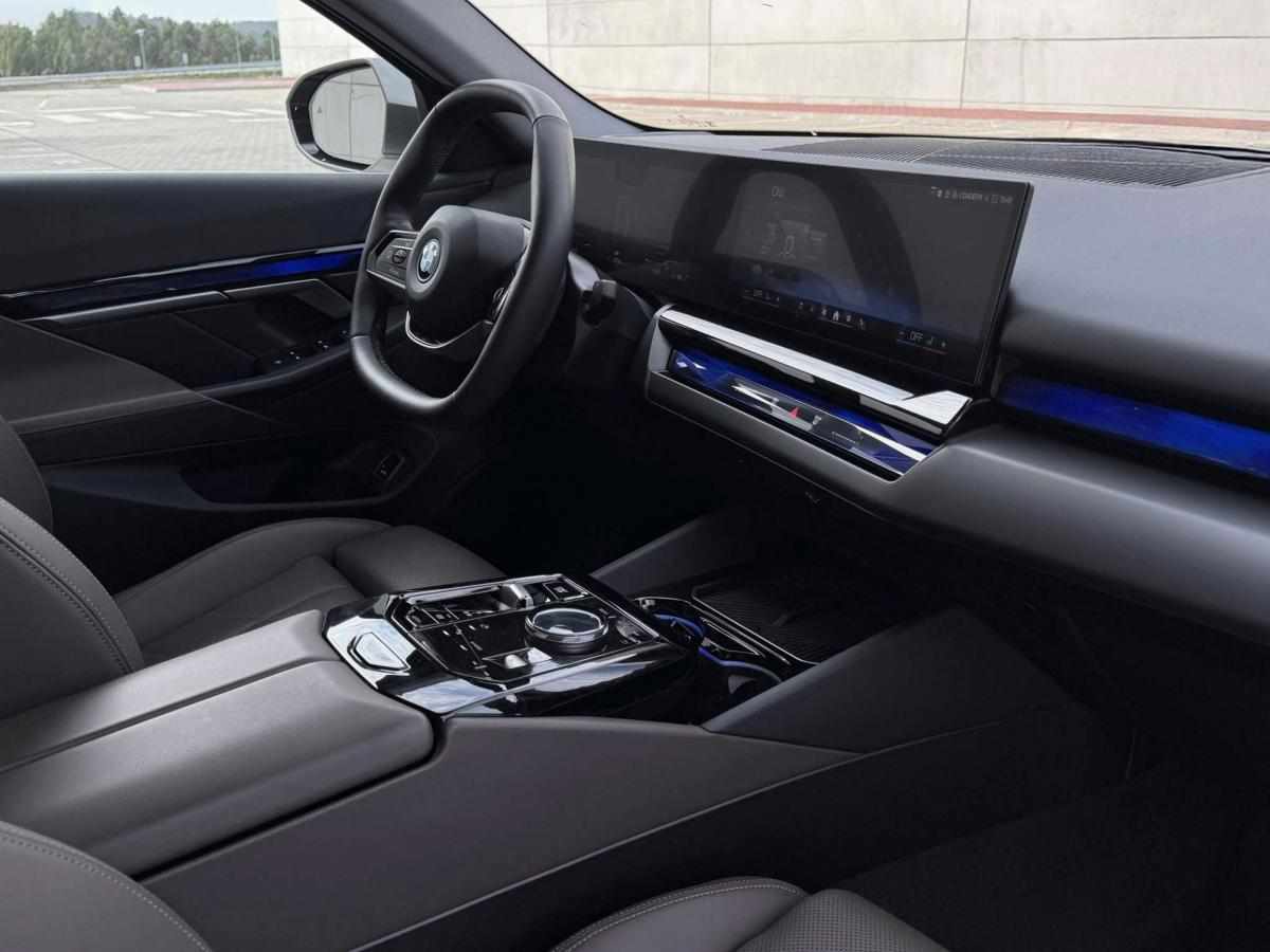 bmw-serie-5-i5-edrive40-2024-eletrico