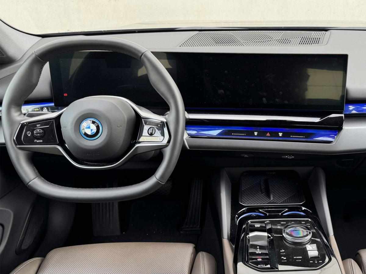 bmw-serie-5-i5-edrive40-2024-eletrico