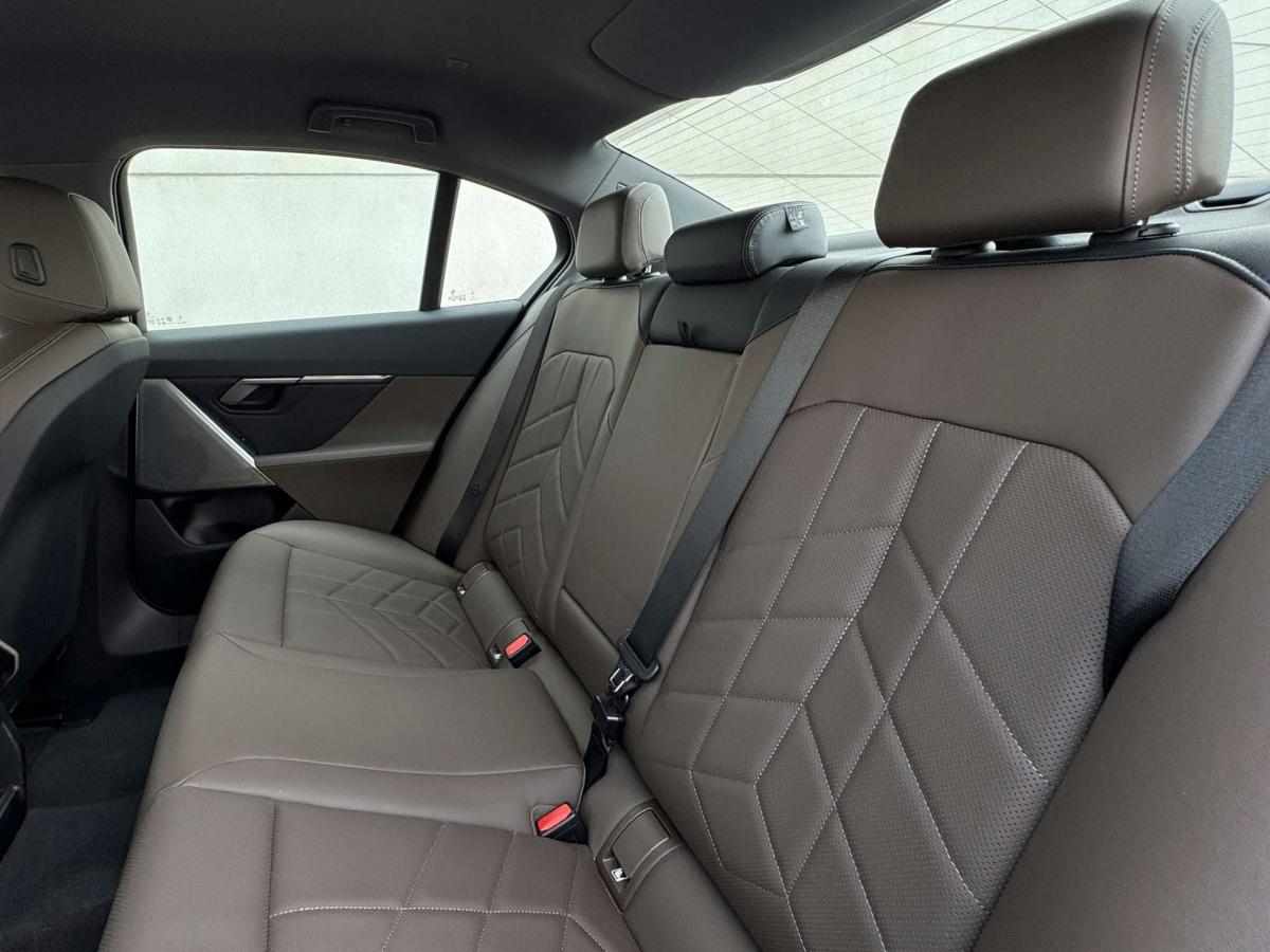 bmw-serie-5-i5-edrive40-2024-eletrico
