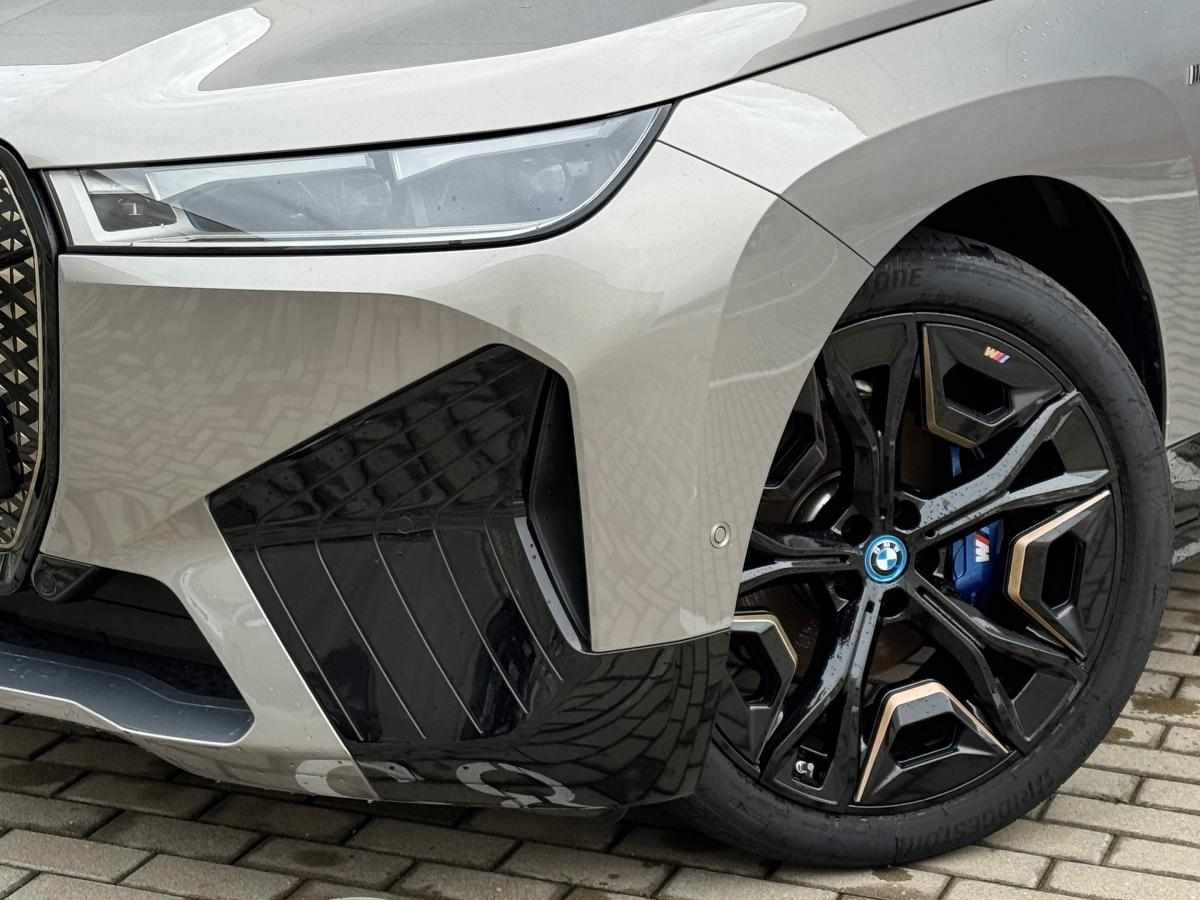 bmw-ix-1-geracao-2024-eletrico