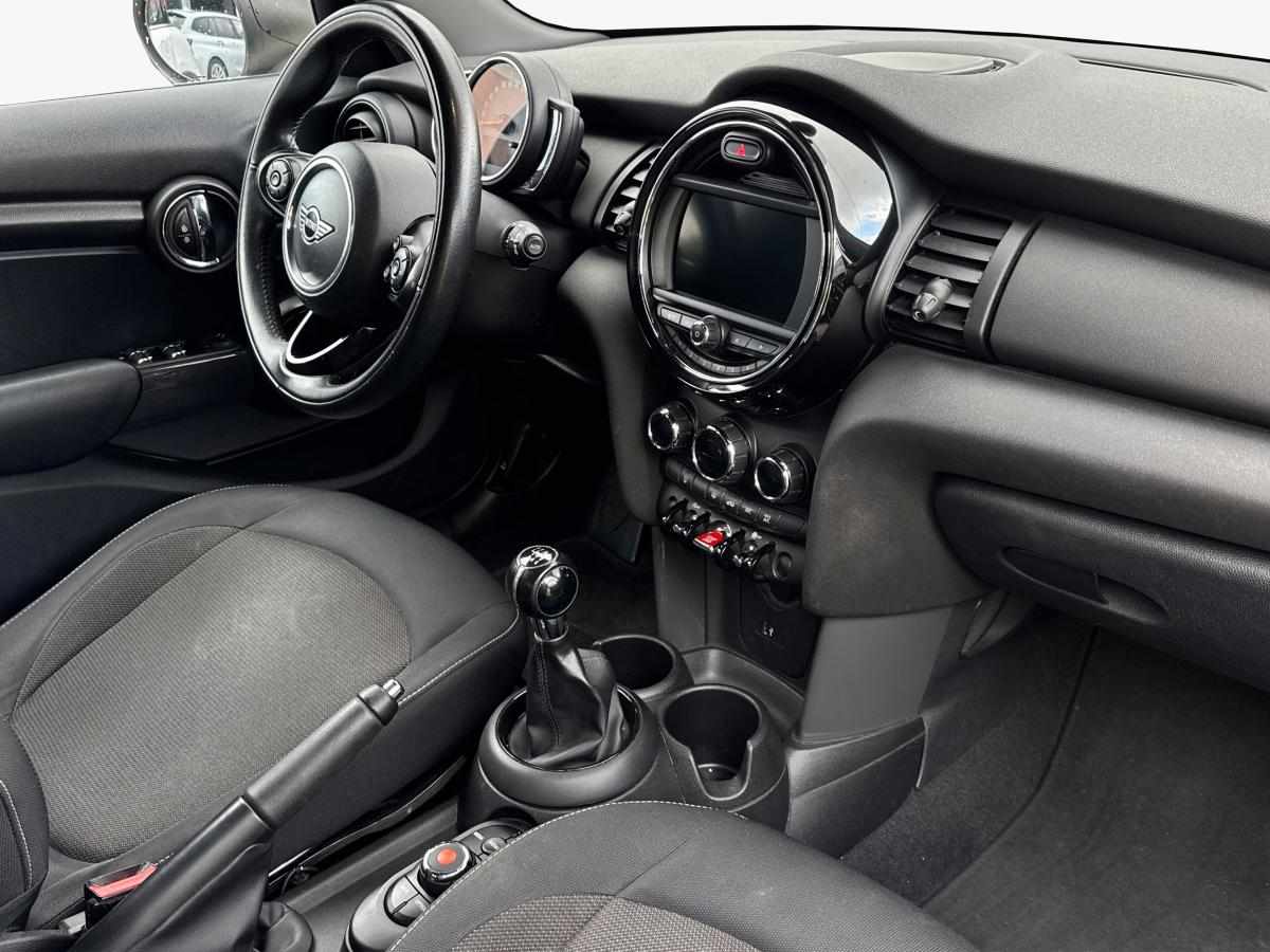 mini-hatch-1-2-2019-gasolina-1233cc