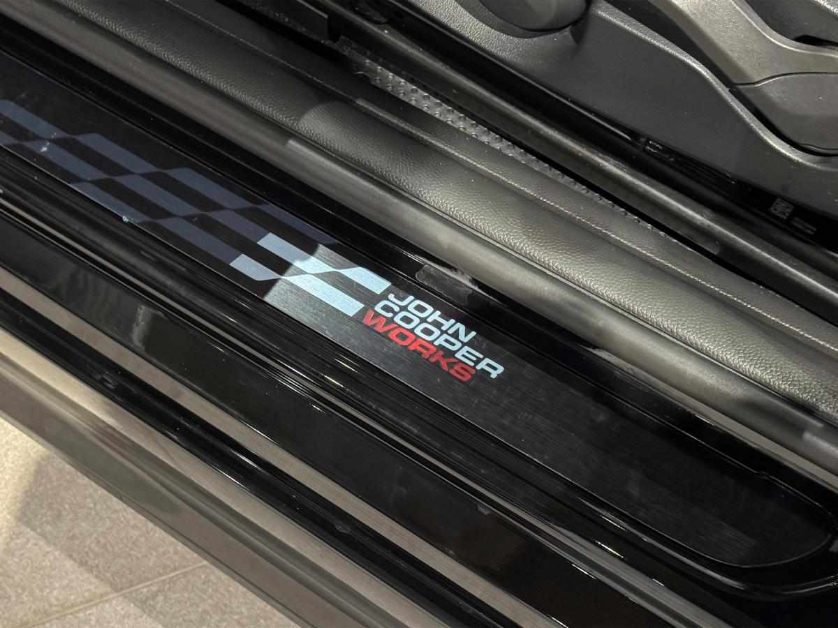 mini-hatch-c-1-5-2025-gasolina-1499cc