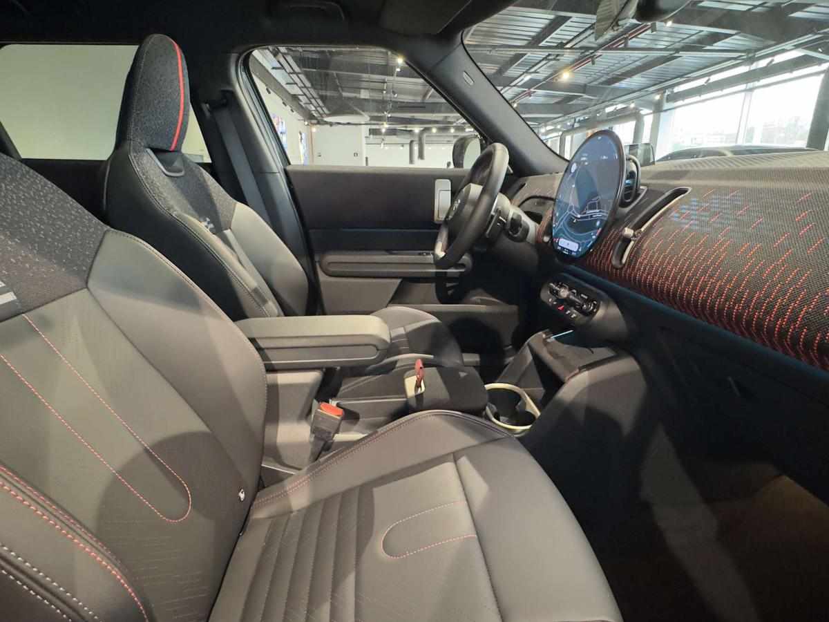 mini-countryman-all4-2-0-2024-gasolina-1998cc