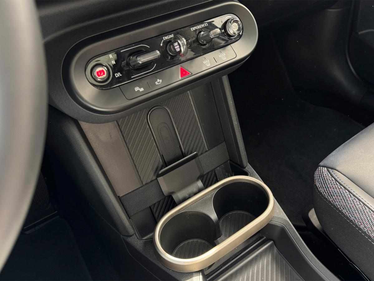 mini-hatch-c-1-5-2025-gasolina-1499cc