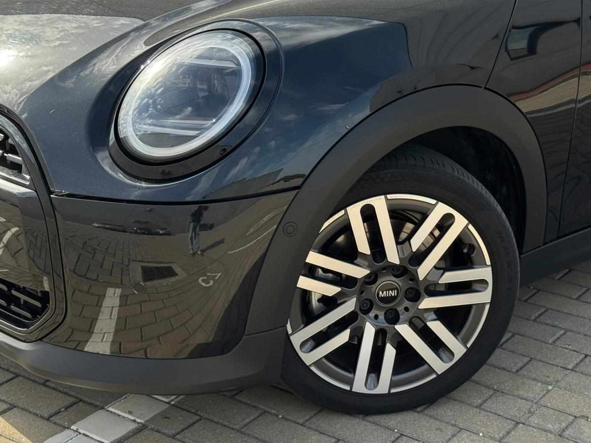 mini-hatch-c-1-5-2025-gasolina-1499cc