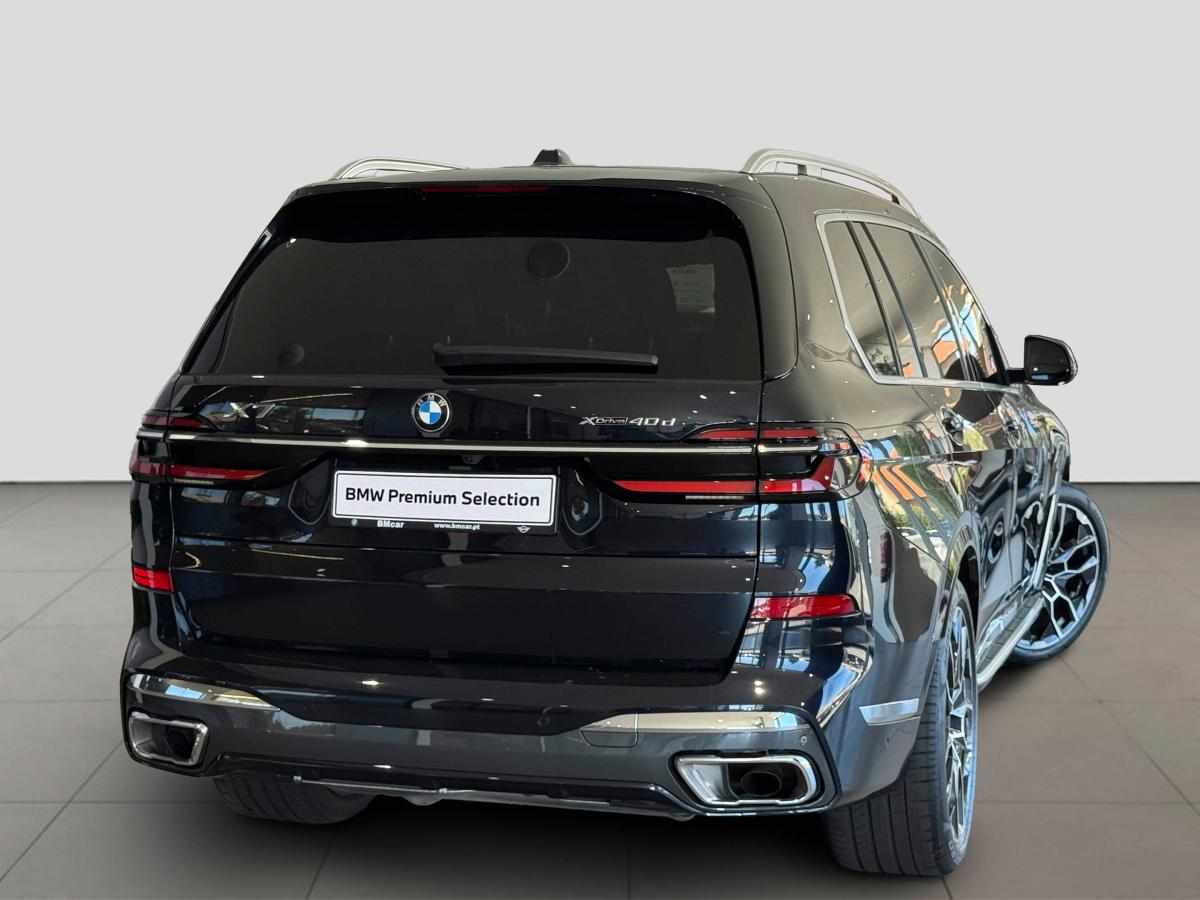 bmw-x7-40d-xdrive-2025-diesel-2993cc